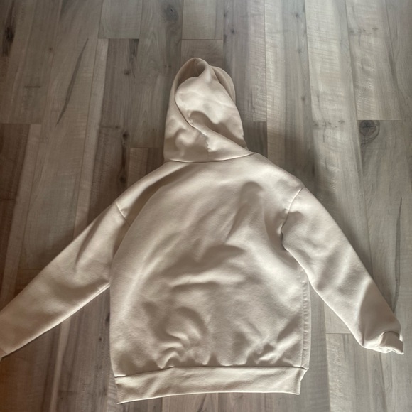 Woman's Trendy Los Angeles Hoodie - Picture 2 of 2